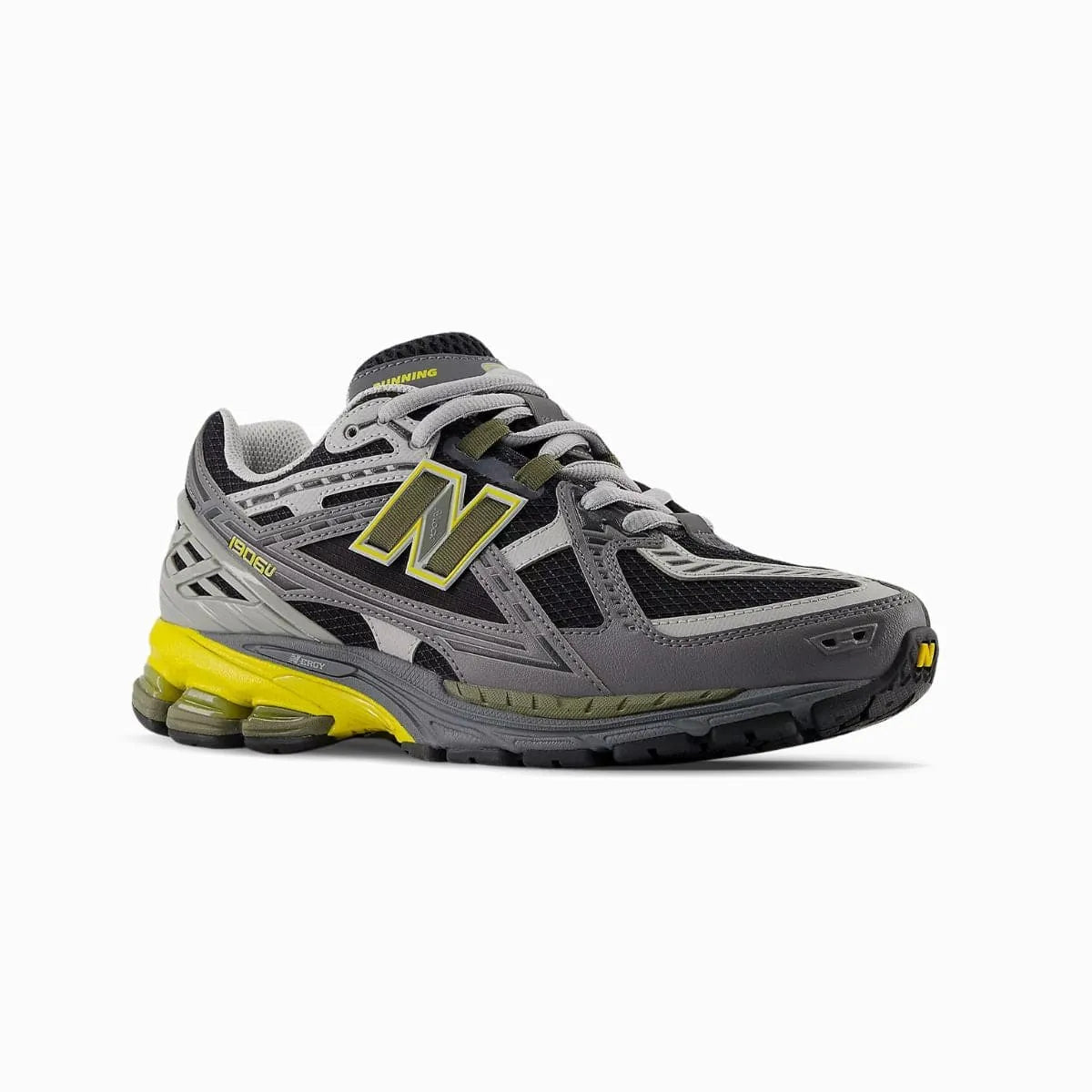 NB 1906 sneaker with replacement laces